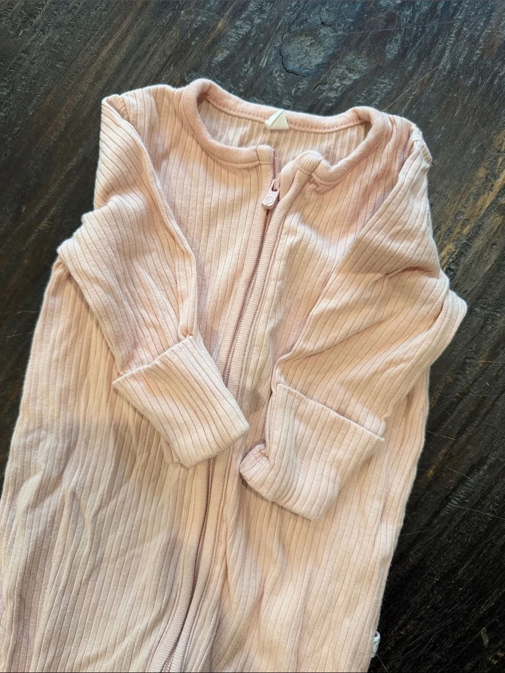 Morí Ribbed clever zip footed baby pajamas 0-3 months